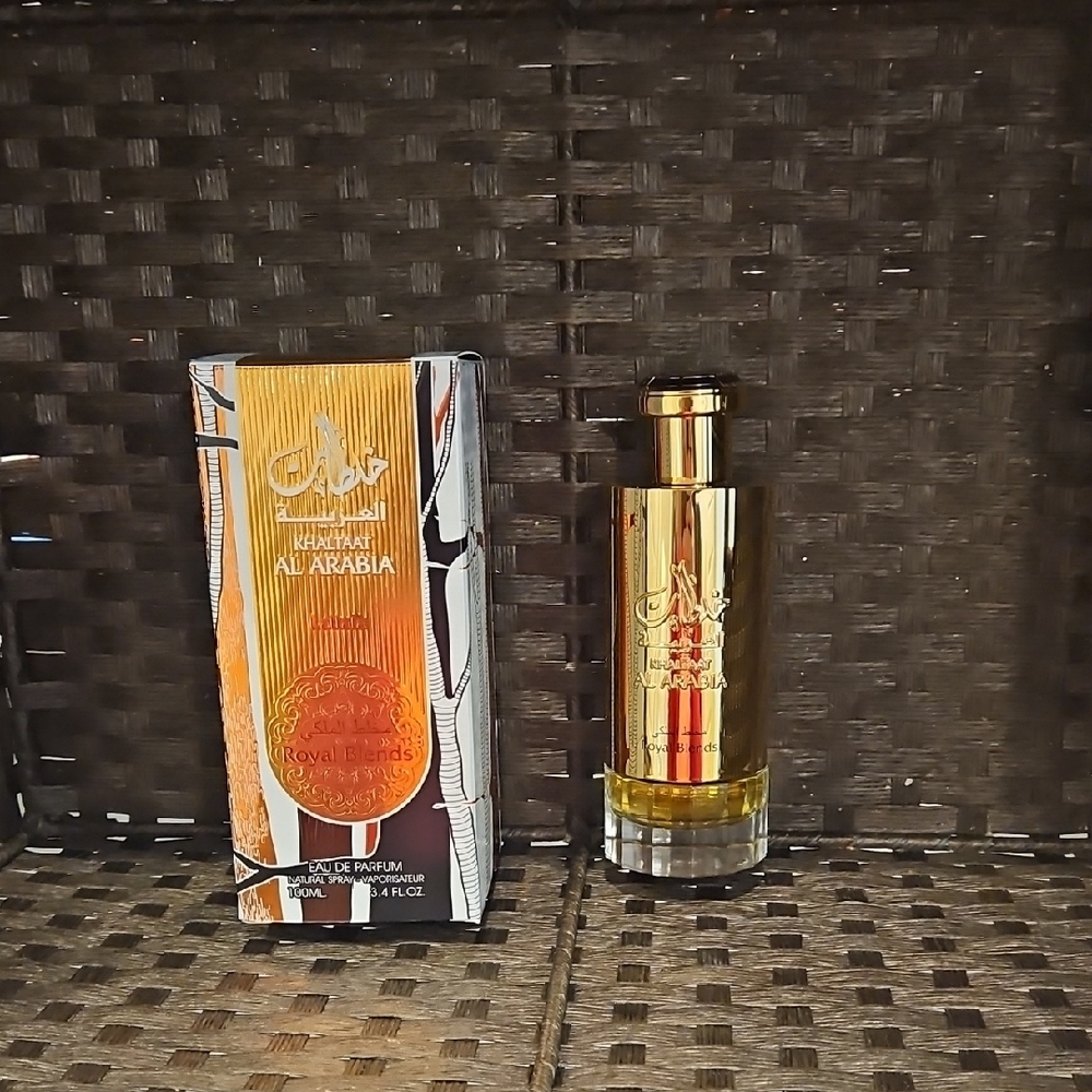 $4.99 SHIPPING!Gold Al Haramain Perfume Bottle Royal Blends In Box.  Never Used.